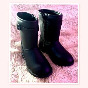 Carter's "Lady" Fashion Boots Featuring A Faux Buckle And Side Zipper ~ Size 7